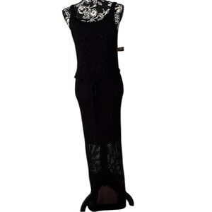 Taylor size medium black knit maxi dress with attached mini dress lining